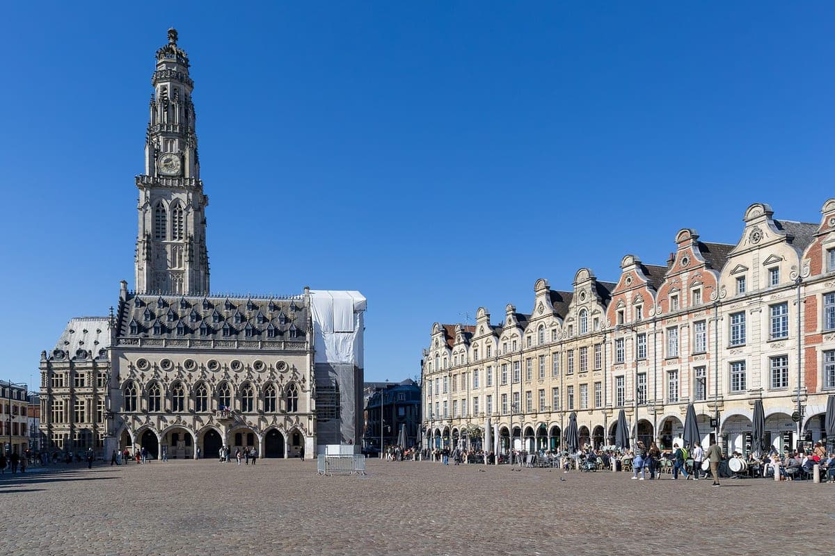 Arras (62000)