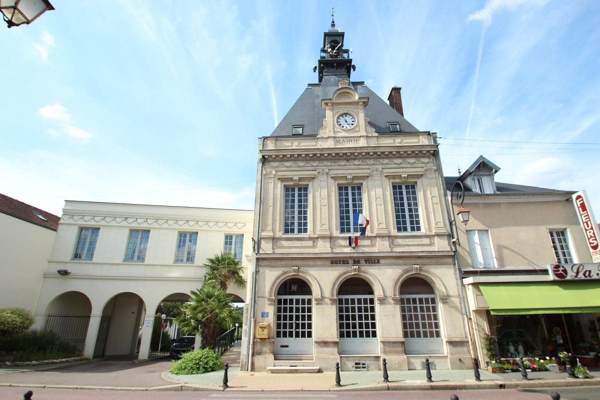 Bonnières-sur-Seine (78270)