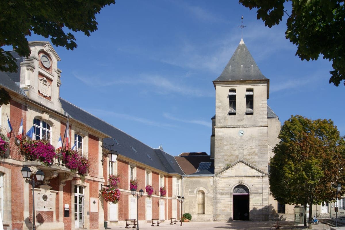 Lagny-sur-Marne (77400)