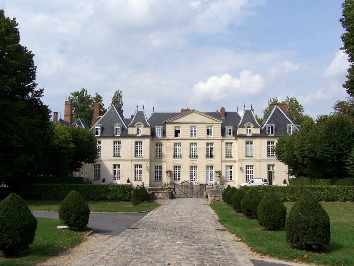 Le Mesnil-Saint-Denis (78320)