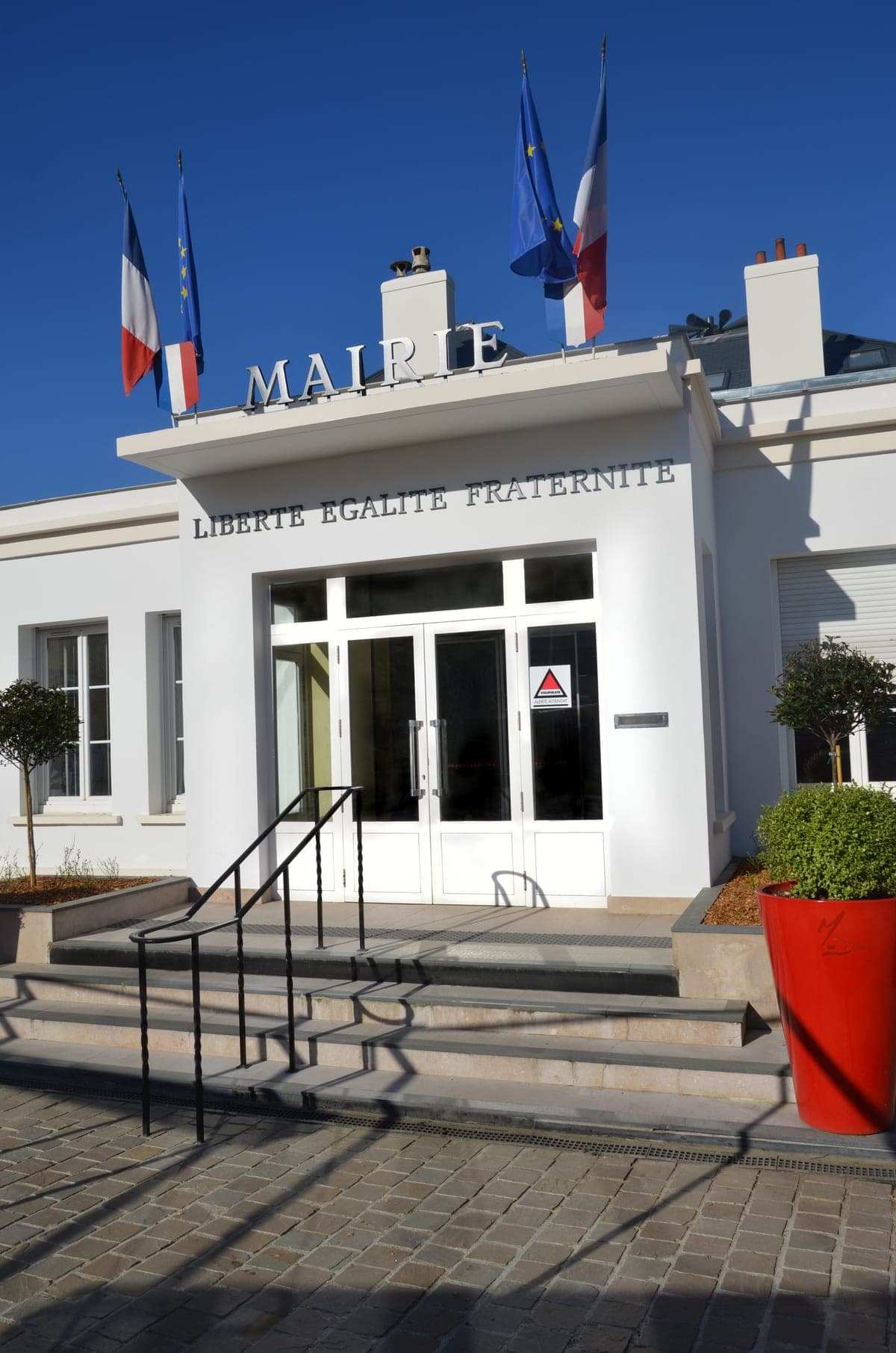 Méry-sur-Oise (95540)