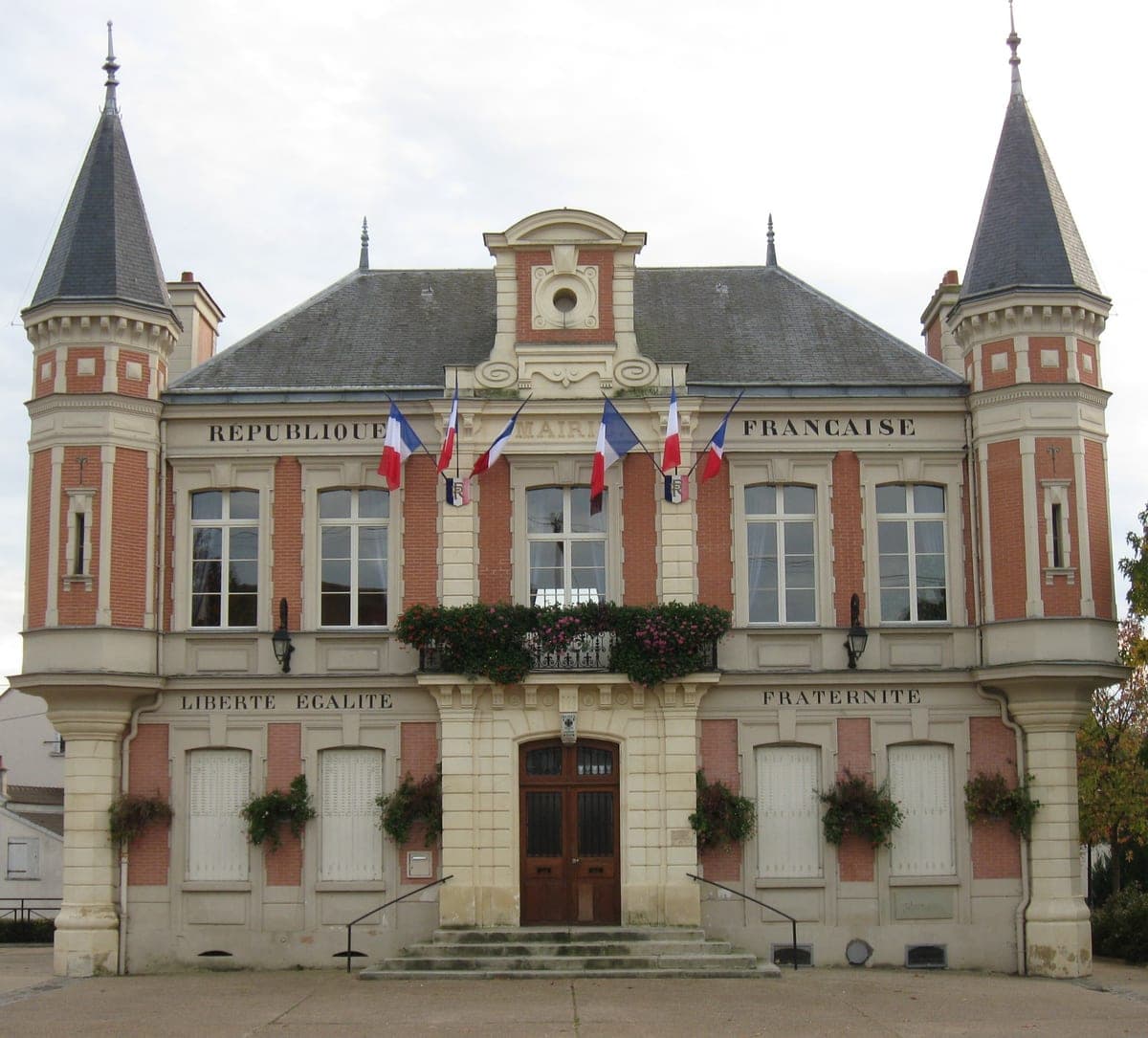 Mouroux (77120)
