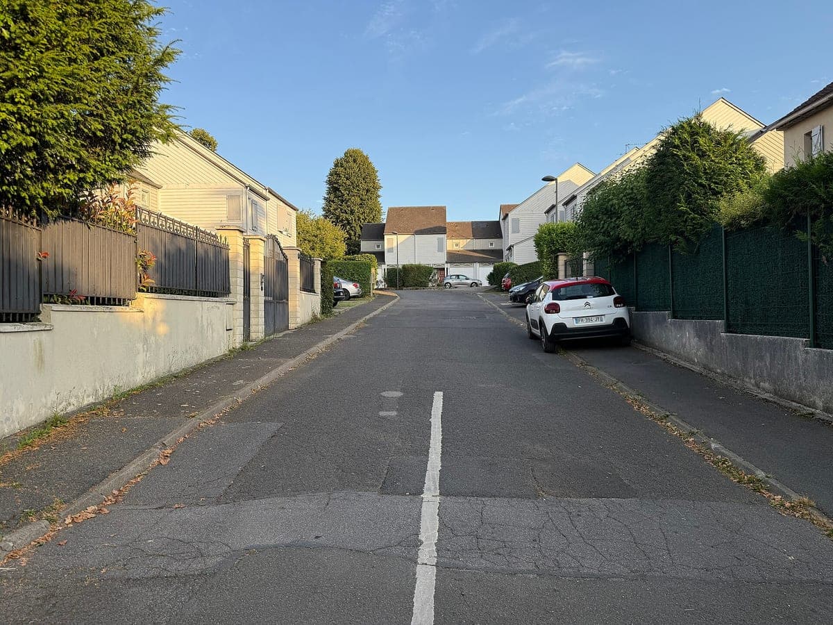 Torcy (77200)