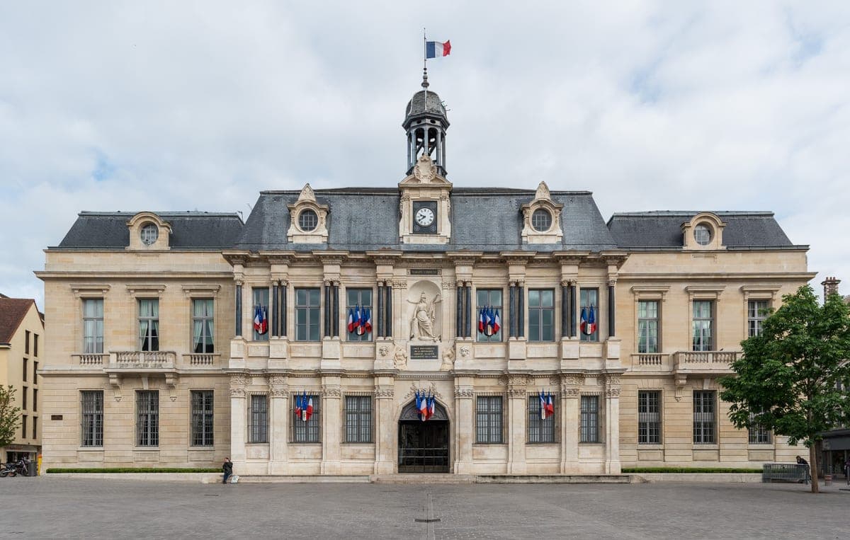 Troyes (10000)