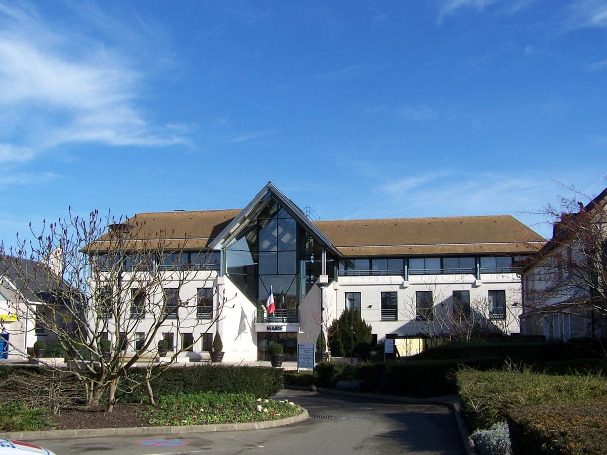 Voisins-le-Bretonneux (78960)