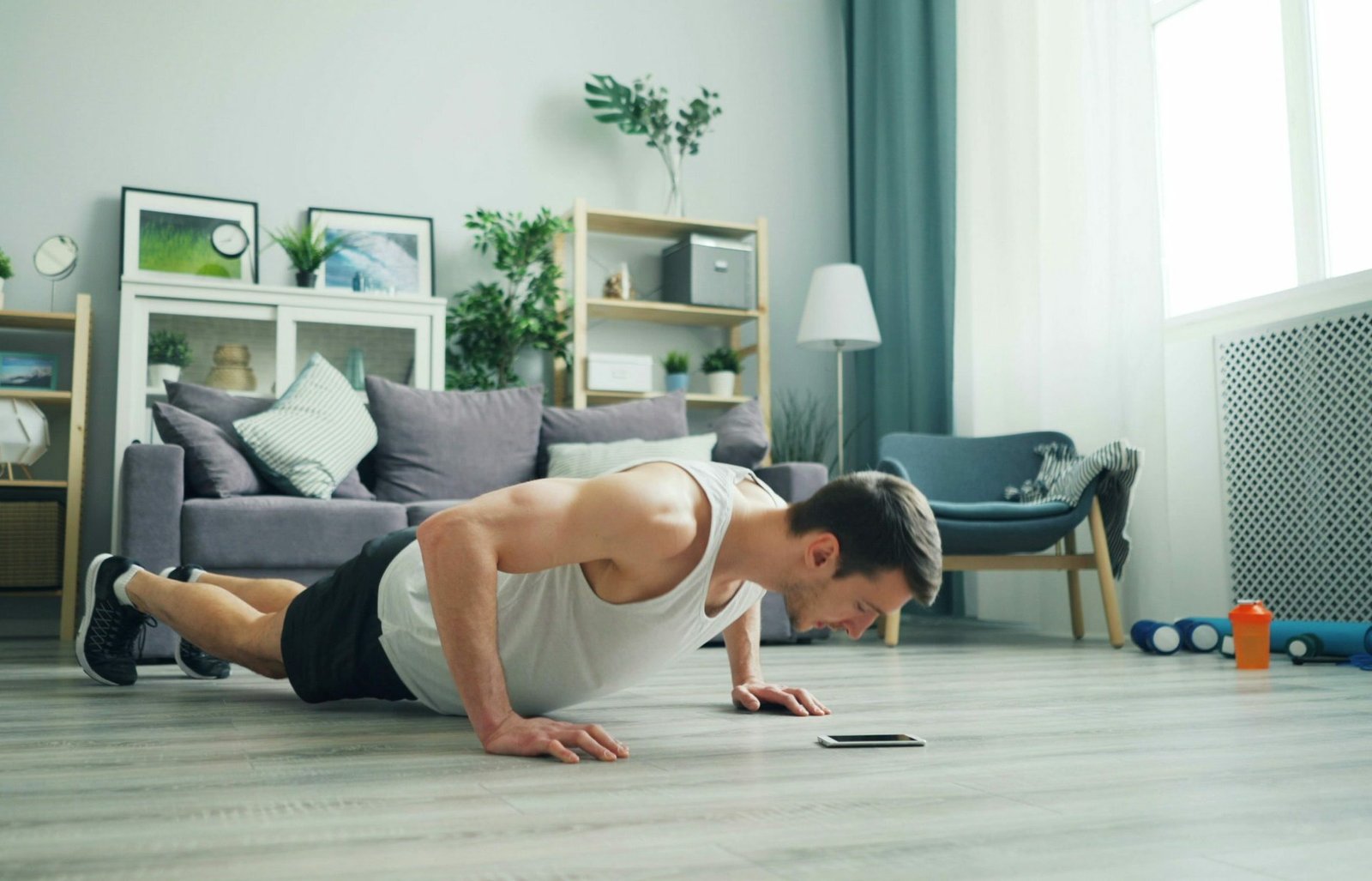 vitaly-gariev-JLhZ0kvpMx4-unsplash